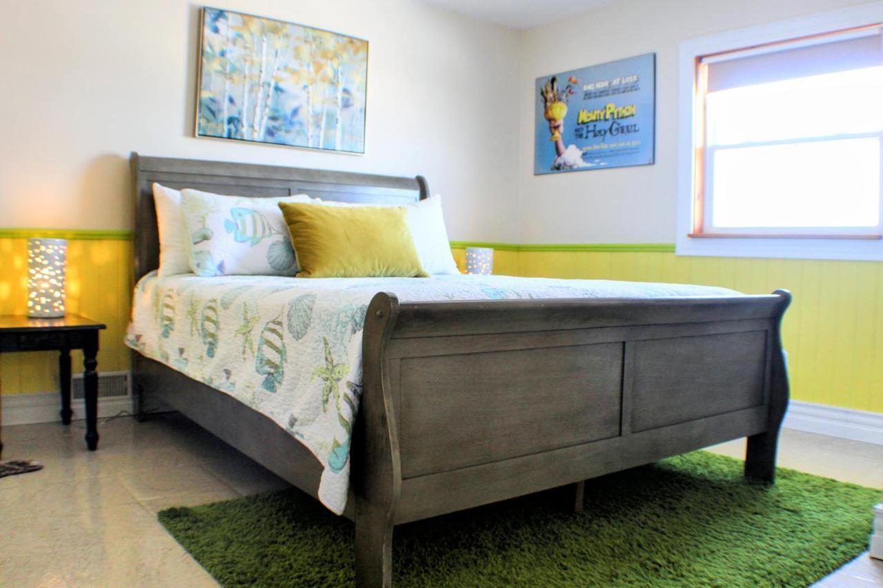 The Turnip Bed And Breakfast Parson's Pond Экстерьер фото